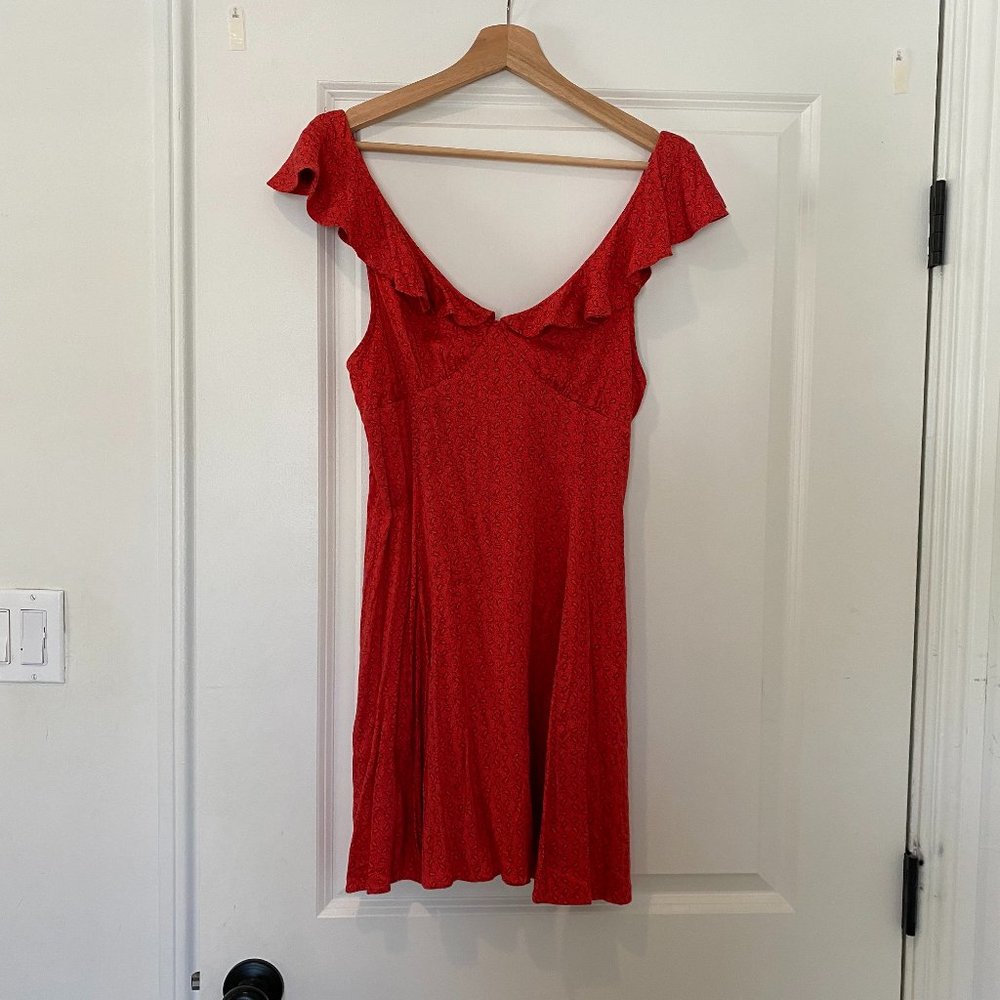 Flowy Sleeved Red Dress